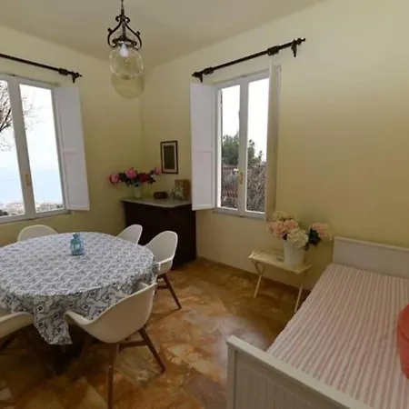 Prima Collina Spaziosa Casa Vista Mare Per 10 Persone דירה